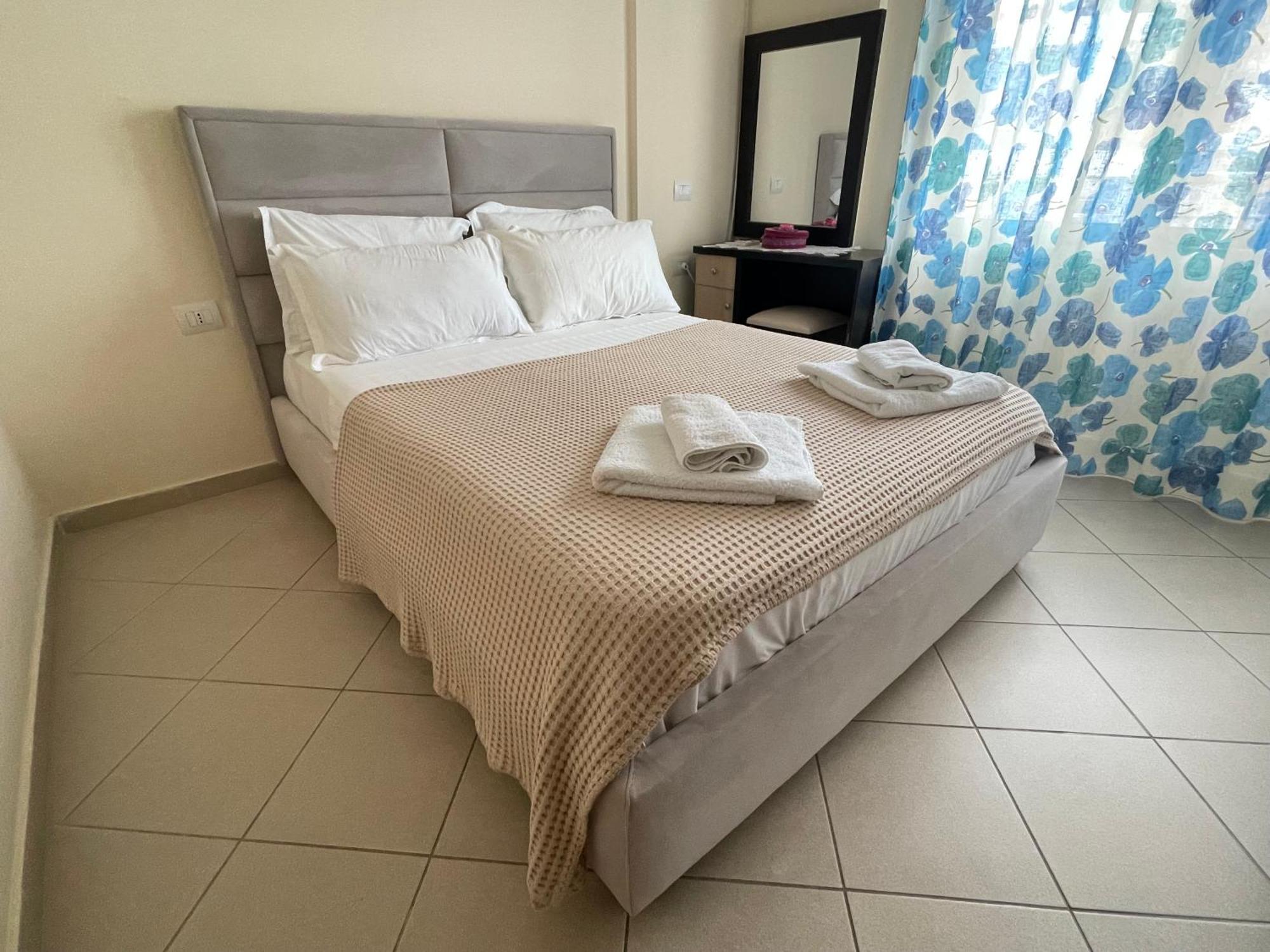 Ioanian Blue Apartament 히마레 외부 사진